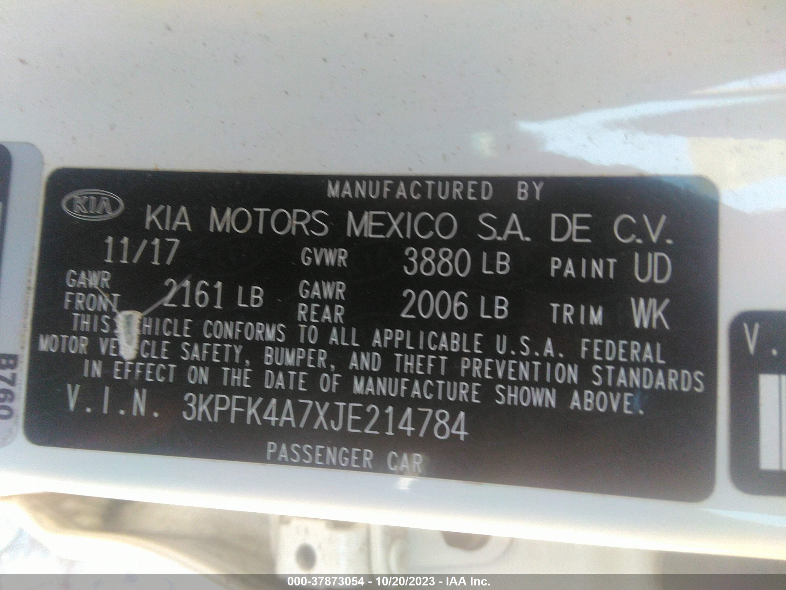 Photo 8 VIN: 3KPFK4A7XJE214784 - KIA FORTE 