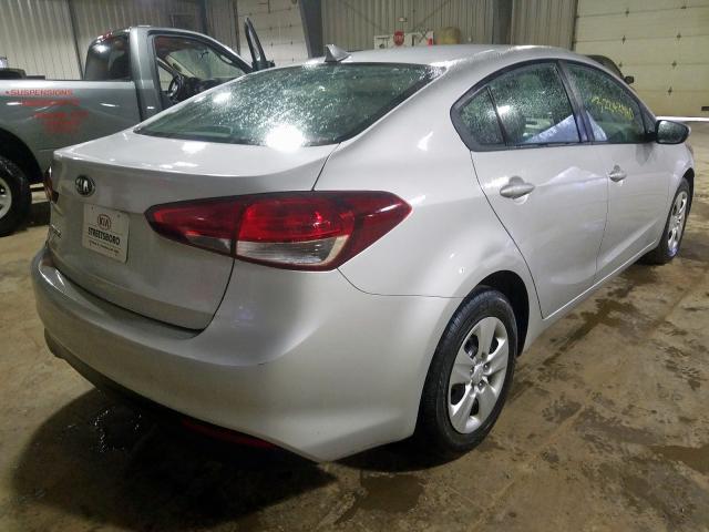 Photo 3 VIN: 3KPFK4A7XJE218687 - KIA FORTE LX 