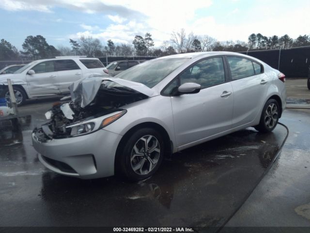 Photo 1 VIN: 3KPFK4A7XJE221573 - KIA FORTE 