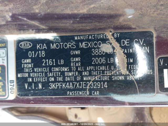 Photo 8 VIN: 3KPFK4A7XJE232914 - KIA FORTE 