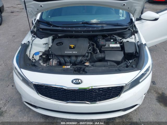 Photo 9 VIN: 3KPFK4A7XJE244819 - KIA FORTE 