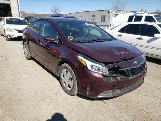 Photo 0 VIN: 3KPFK4A7XJE250877 - KIA FORTE 