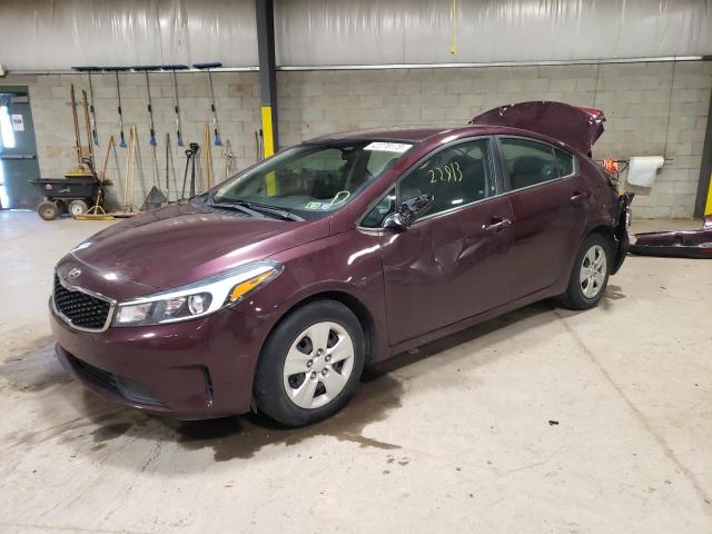 Photo 0 VIN: 3KPFK4A7XJE255139 - KIA FORTE LX 