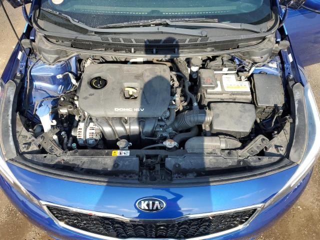 Photo 10 VIN: 3KPFK4A7XJE257229 - KIA FORTE LX 