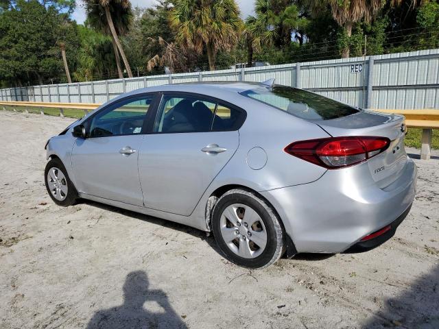 Photo 1 VIN: 3KPFK4A7XJE284866 - KIA FORTE LX 