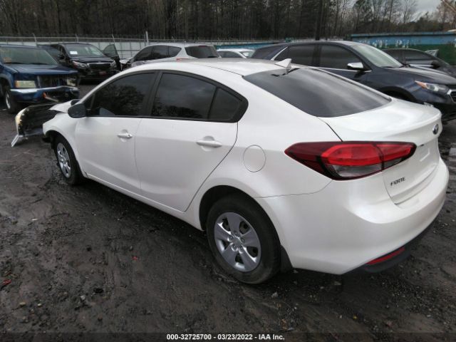 Photo 2 VIN: 3KPFL4A70HE017422 - KIA FORTE 