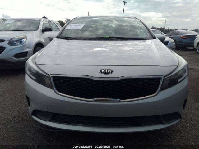 Photo 5 VIN: 3KPFL4A70HE021650 - KIA FORTE 