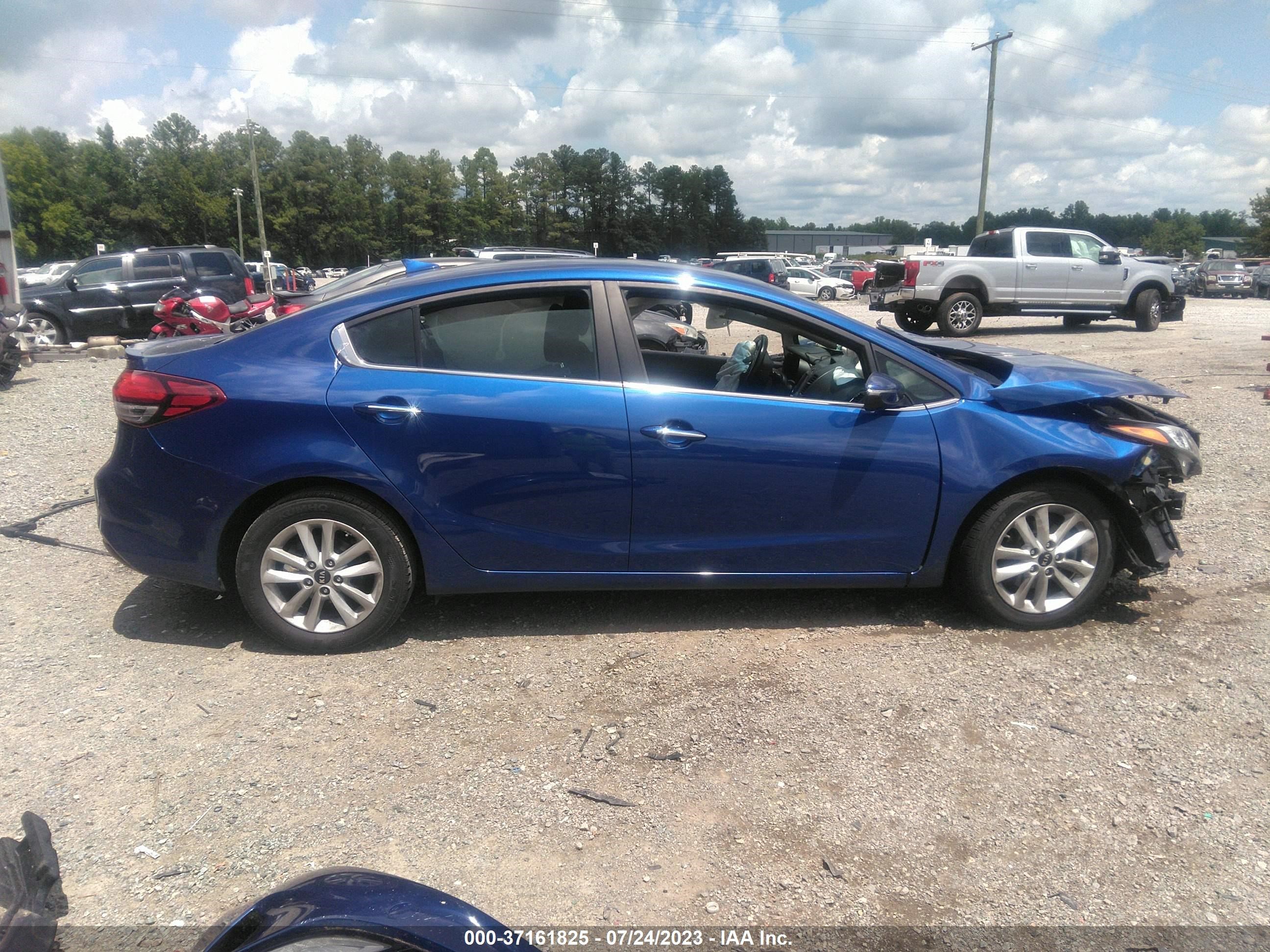 Photo 12 VIN: 3KPFL4A70HE024807 - KIA FORTE 