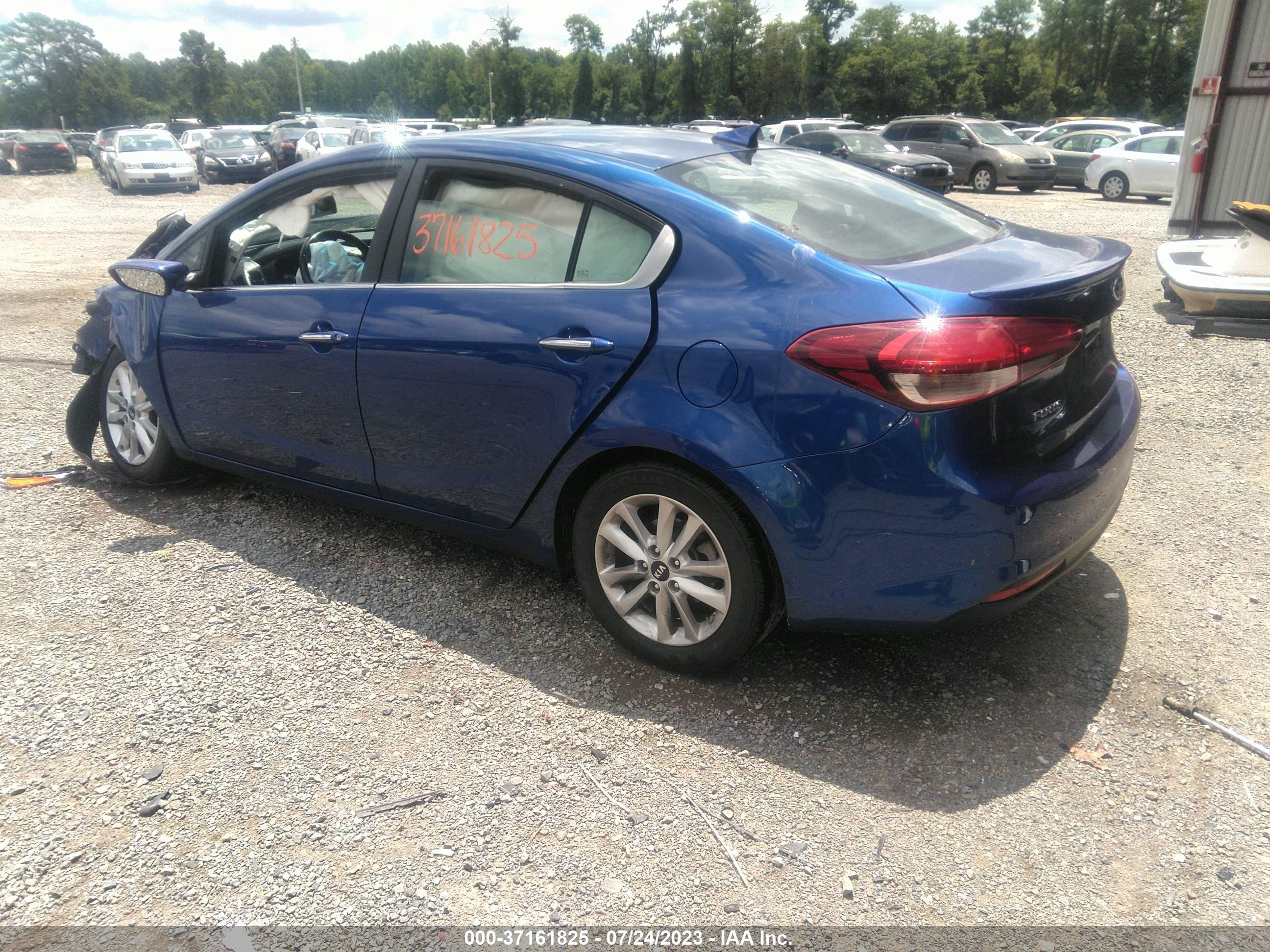 Photo 2 VIN: 3KPFL4A70HE024807 - KIA FORTE 