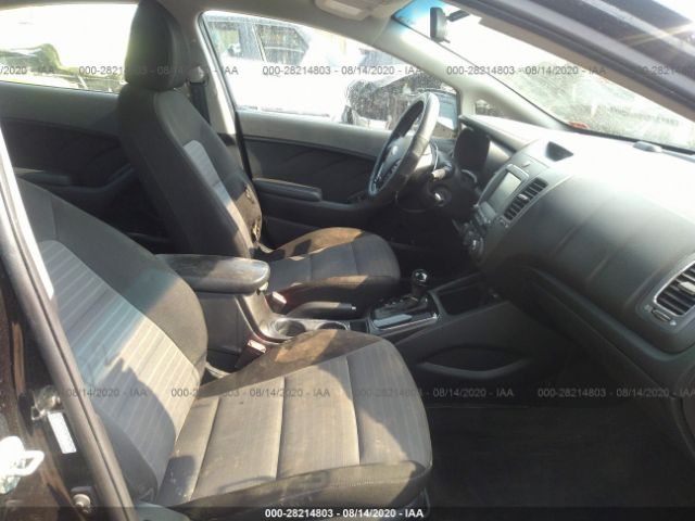 Photo 4 VIN: 3KPFL4A70HE028534 - KIA FORTE 