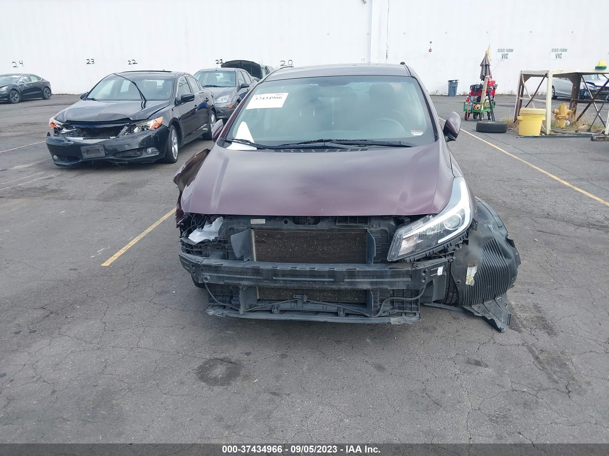 Photo 11 VIN: 3KPFL4A70HE036584 - KIA FORTE 