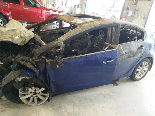 Photo 9 VIN: 3KPFL4A70HE046872 - KIA FORTE LX 