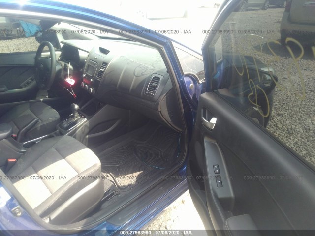 Photo 4 VIN: 3KPFL4A70HE068273 - KIA FORTE 