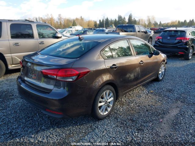 Photo 3 VIN: 3KPFL4A70HE072422 - KIA FORTE 