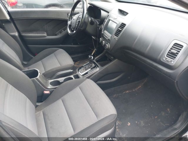 Photo 4 VIN: 3KPFL4A70HE102339 - KIA FORTE 