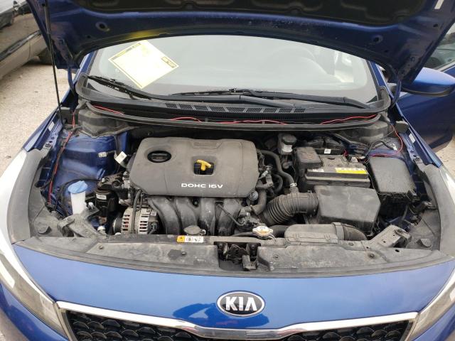 Photo 6 VIN: 3KPFL4A70HE110926 - KIA FORTE LX 