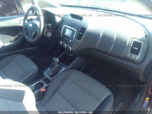 Photo 4 VIN: 3KPFL4A70HE123790 - KIA FORTE 