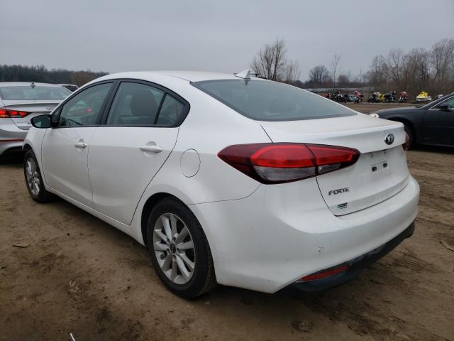 Photo 2 VIN: 3KPFL4A70HE126673 - KIA FORTE LX 