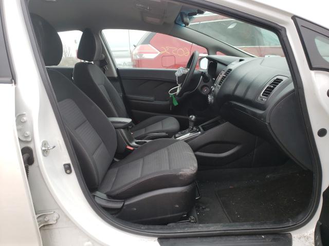 Photo 4 VIN: 3KPFL4A70HE126673 - KIA FORTE LX 