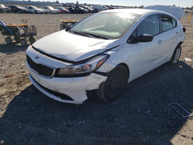 Photo 1 VIN: 3KPFL4A70JE164670 - KIA FORTE LX 