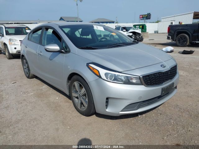 Photo 0 VIN: 3KPFL4A70JE173305 - KIA FORTE 