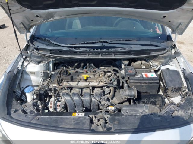 Photo 9 VIN: 3KPFL4A70JE173305 - KIA FORTE 