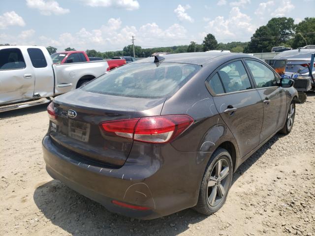 Photo 2 VIN: 3KPFL4A70JE173949 - KIA FORTE LX 