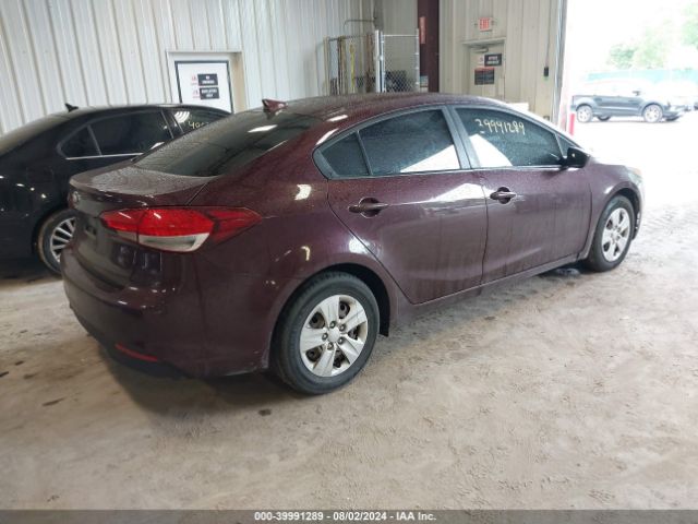 Photo 3 VIN: 3KPFL4A70JE182909 - KIA FORTE 