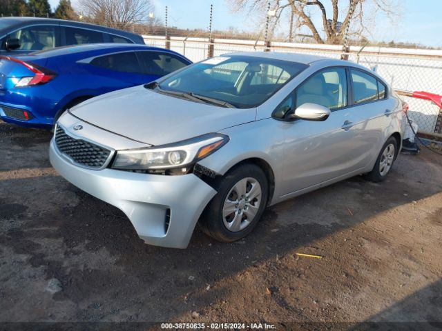 Photo 1 VIN: 3KPFL4A70JE183316 - KIA FORTE 