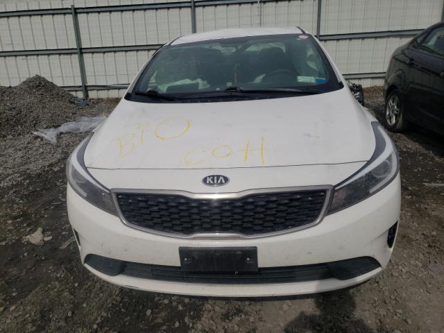 Photo 6 VIN: 3KPFL4A70JE210630 - KIA FORTE LX 