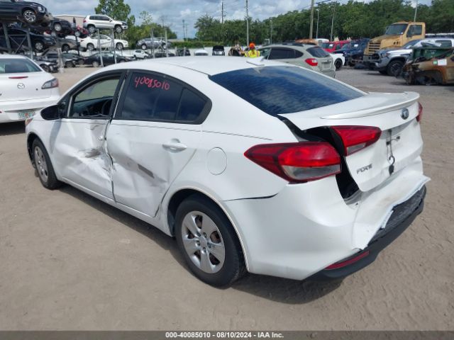 Photo 5 VIN: 3KPFL4A70JE212586 - KIA FORTE 