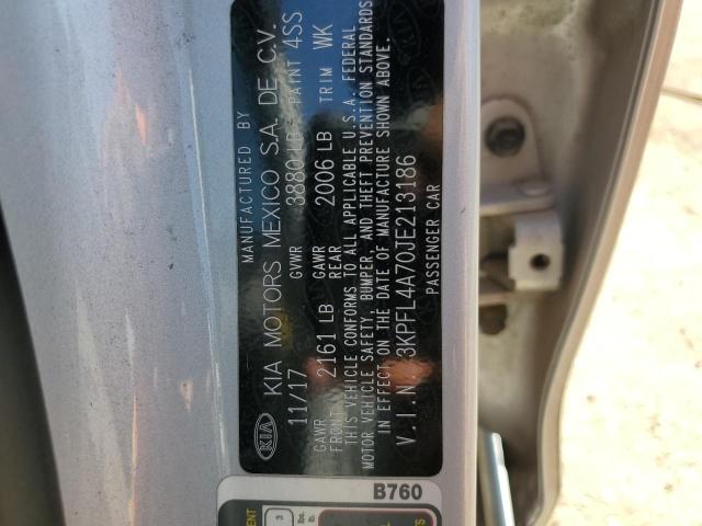 Photo 12 VIN: 3KPFL4A70JE213186 - KIA FORTE LX 