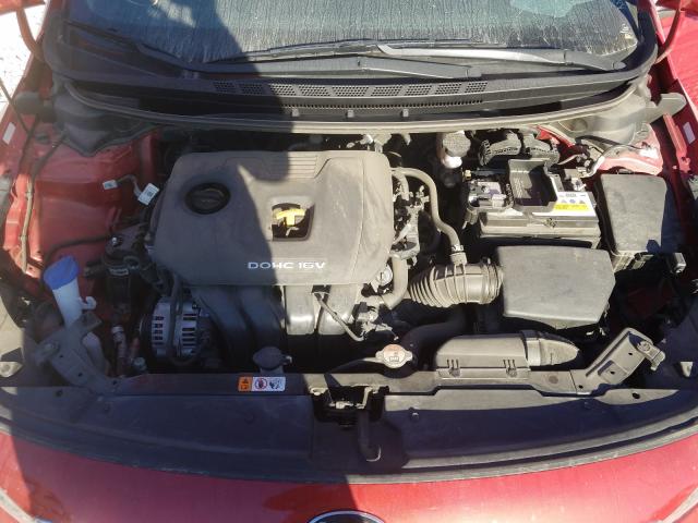 Photo 6 VIN: 3KPFL4A70JE213317 - KIA FORTE LX 