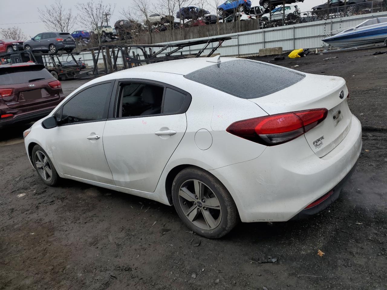 Photo 1 VIN: 3KPFL4A70JE245300 - KIA FORTE 