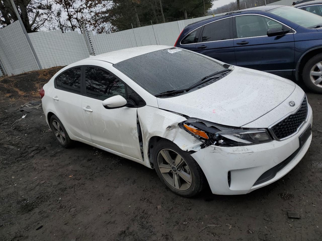 Photo 3 VIN: 3KPFL4A70JE245300 - KIA FORTE 