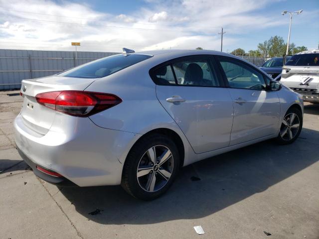 Photo 2 VIN: 3KPFL4A70JE245362 - KIA FORTE LX 