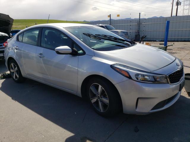 Photo 3 VIN: 3KPFL4A70JE245362 - KIA FORTE LX 