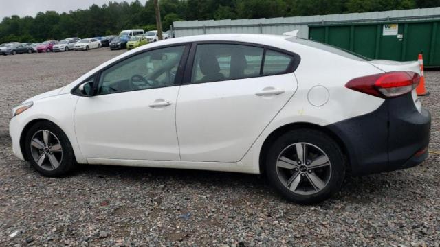 Photo 1 VIN: 3KPFL4A70JE245393 - KIA FORTE LX 