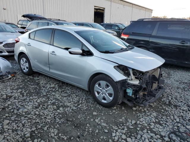 Photo 3 VIN: 3KPFL4A70JE247581 - KIA FORTE 