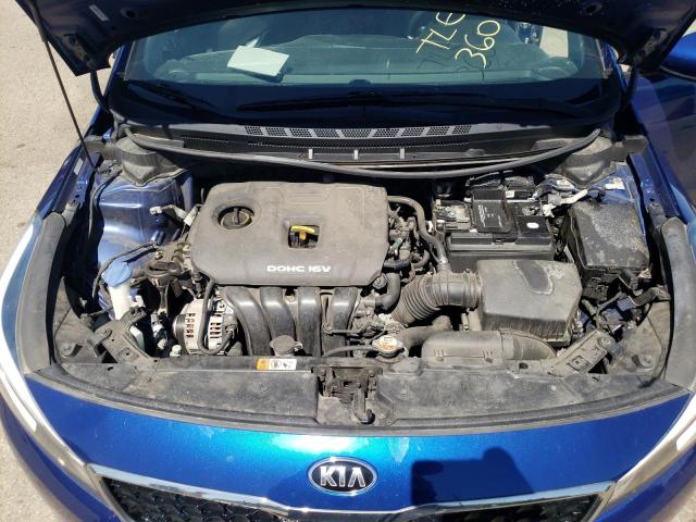 Photo 6 VIN: 3KPFL4A70JE247919 - KIA FORTE LX 