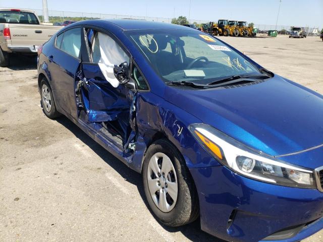 Photo 8 VIN: 3KPFL4A70JE247919 - KIA FORTE LX 