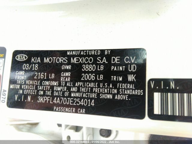 Photo 8 VIN: 3KPFL4A70JE254014 - KIA FORTE 