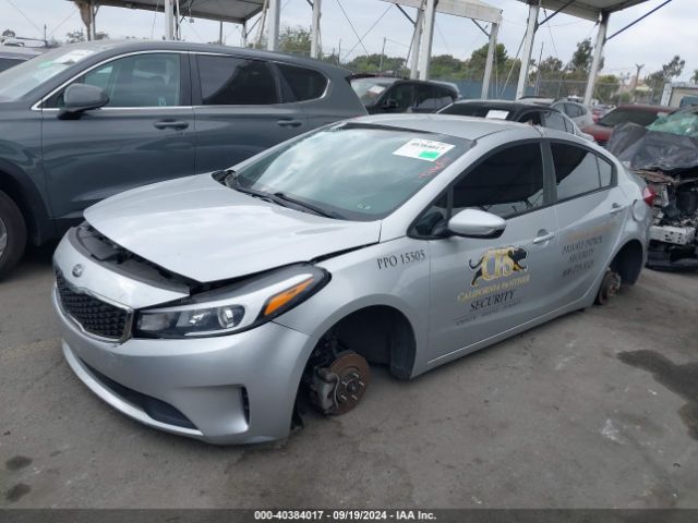 Photo 1 VIN: 3KPFL4A70JE255664 - KIA FORTE 