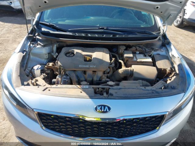 Photo 9 VIN: 3KPFL4A70JE255678 - KIA FORTE 