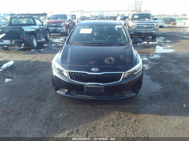 Photo 5 VIN: 3KPFL4A70JE263070 - KIA FORTE 