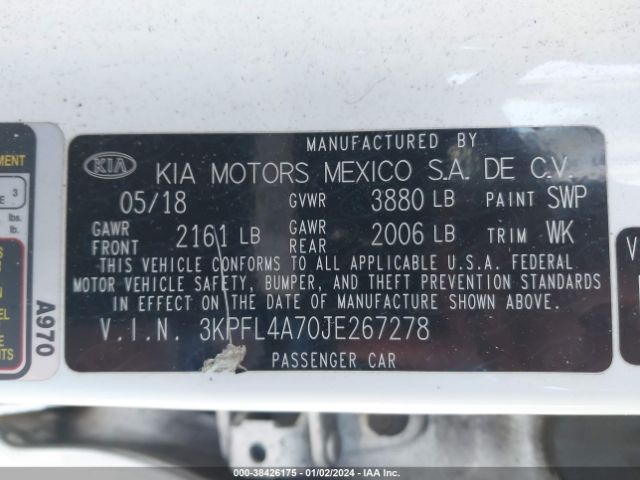 Photo 8 VIN: 3KPFL4A70JE267278 - KIA FORTE 