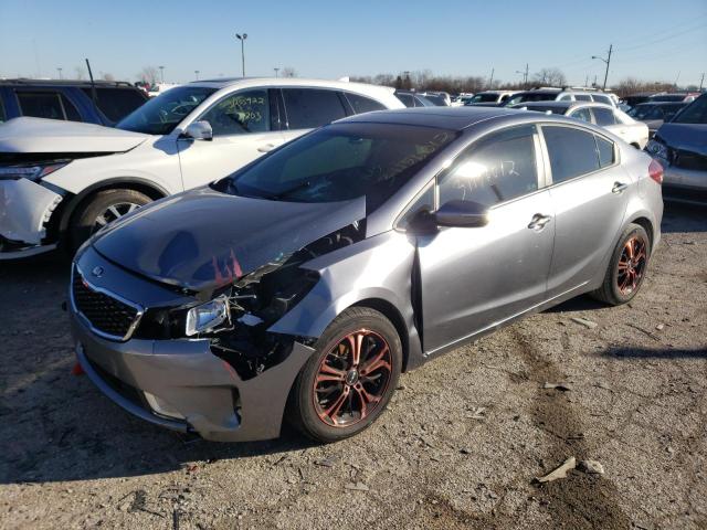 Photo 8 VIN: 3KPFL4A70JE268642 - KIA FORTE LX 