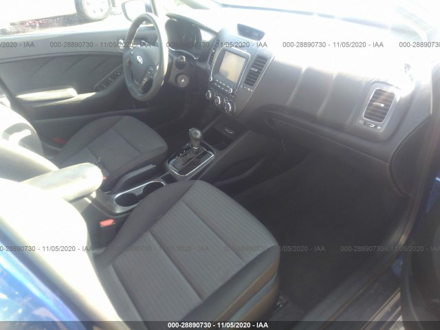 Photo 4 VIN: 3KPFL4A70JE273615 - KIA FORTE 