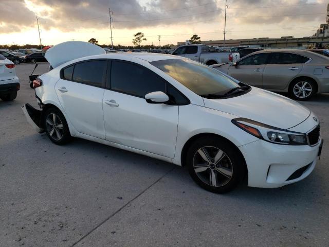 Photo 3 VIN: 3KPFL4A70JE274733 - KIA FORTE LX 