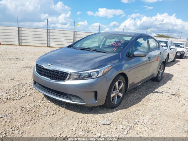 Photo 1 VIN: 3KPFL4A70JE284579 - KIA FORTE 